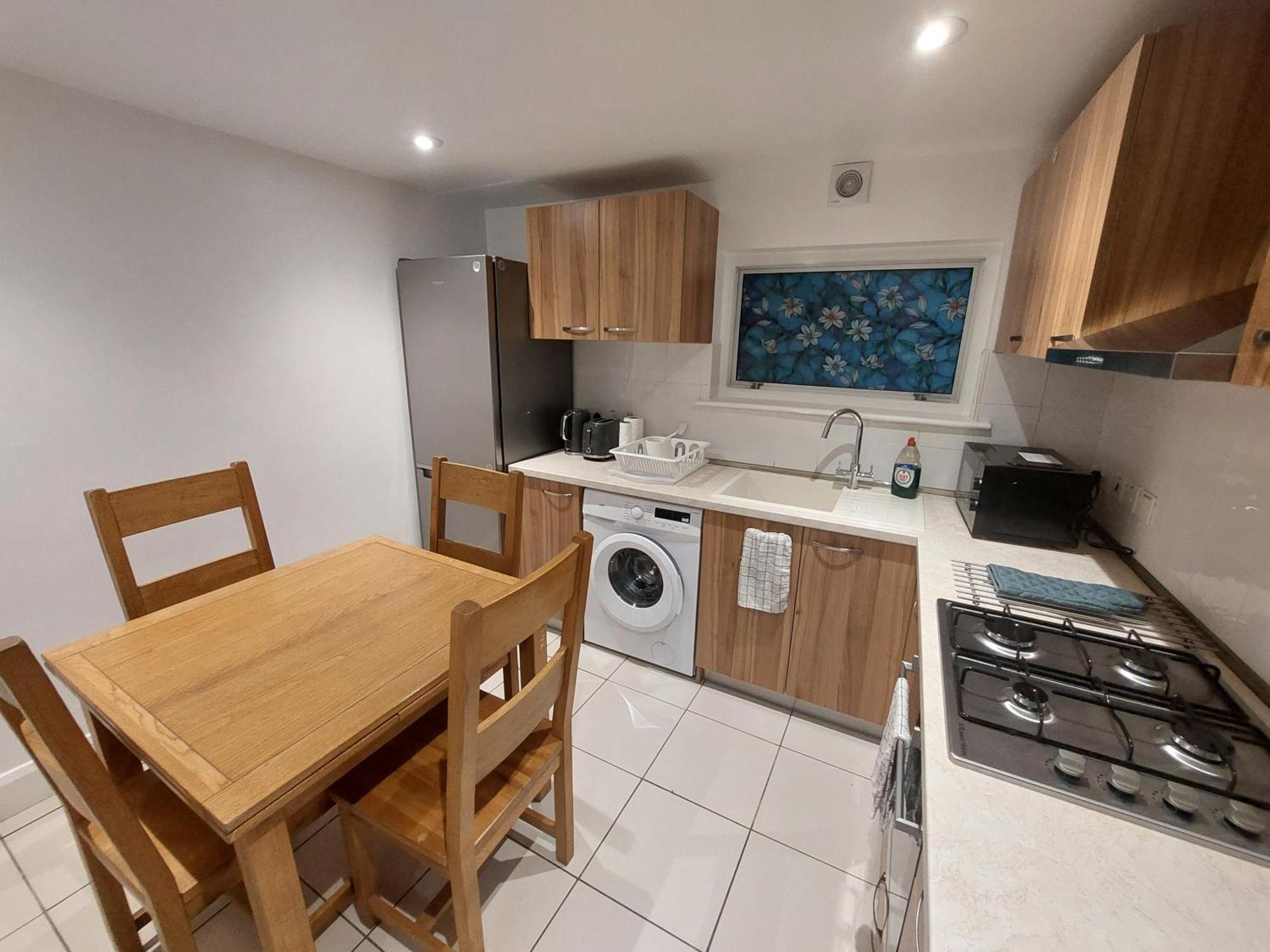 Cosy North Kensington Family Apartment For 4 Persons - Children Stay Free London Exterior photo